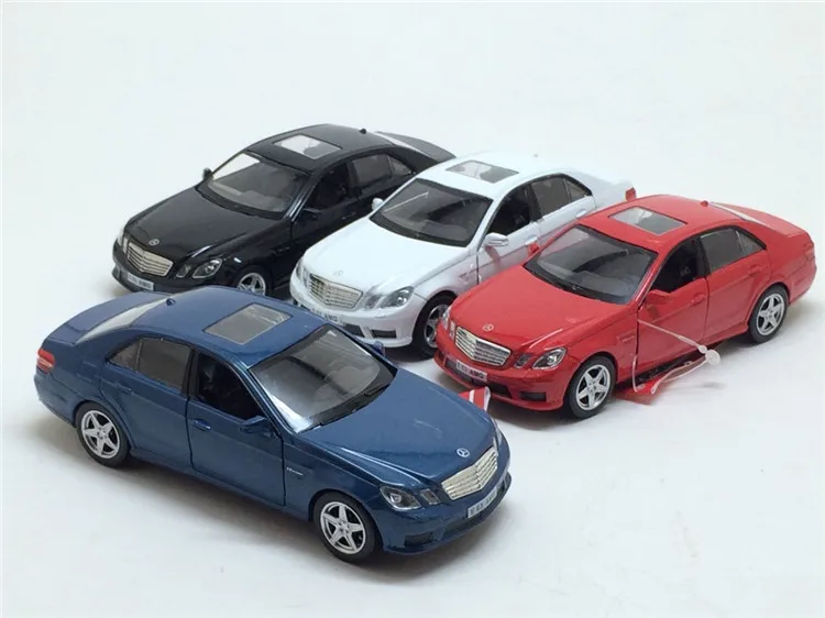 

High Simulation Exquisite Diecasts & Toy Vehicles: RMZ city Car Styling E63 AMG Limousine Car 1:36 Alloy Diecast Model Toy Car