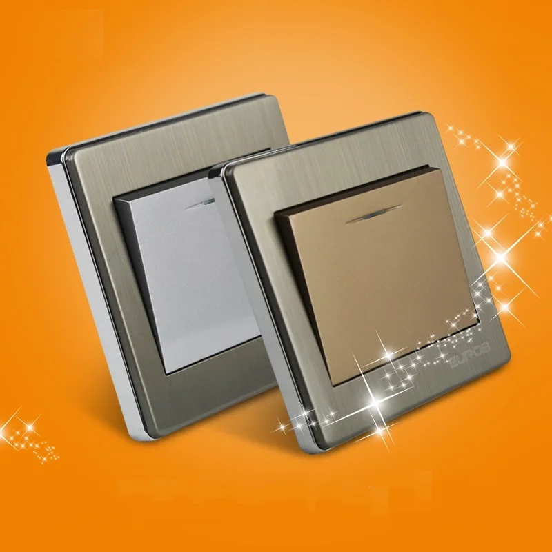 Золотистый настенный выключатель серии E9 из матовой нержавеющей стали с