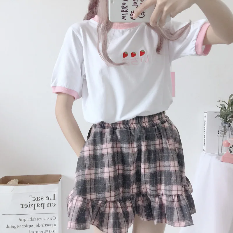 Pink Sets Милые Симпатичные клубника с вышивкой для девочек Футболка контраст Цвет короткий рукав студент Топы эластичный пояс плед рюшами мини-юбка - Цвет: Pink Sets