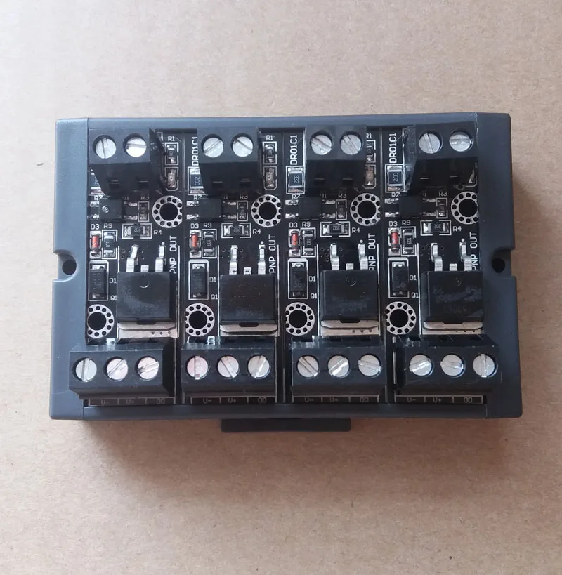 Бесплатная доставка 4-полосный с рельсовой оболочкой ПЛК усилитель постоянного