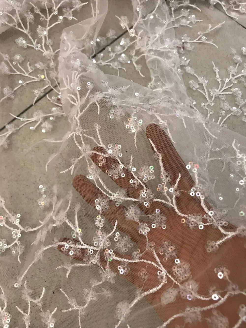 Вышитая Тюлевая французская сетчатая кружевная ткань для модного платья вышитая