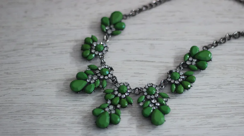 Новинка 2014 модная золотая цепочка чокер Shourouk винтажные Стразы неоновый