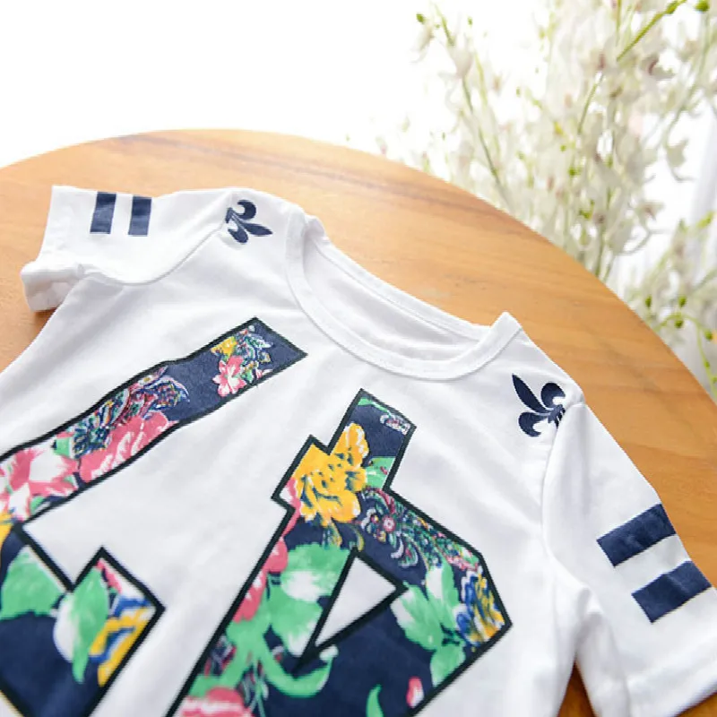 Лидер продаж 2018 Летний Новый Стиль детей Костюмы комплекты верх + шорты ремень = 3