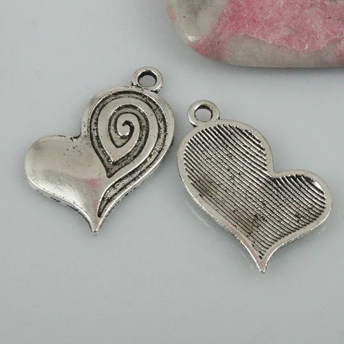 

26pcs tibetan silver color heart charms EF0450