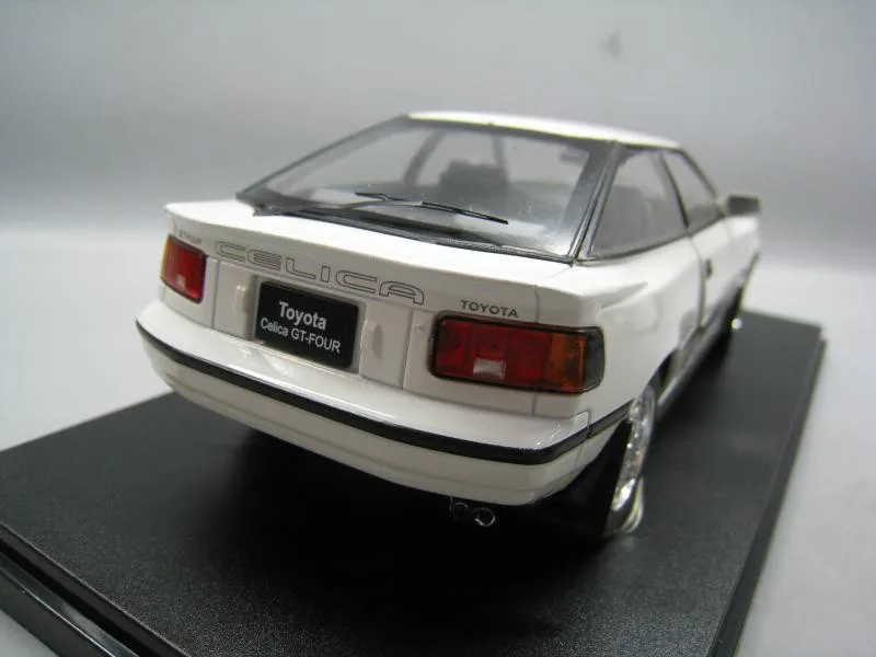 IXO 1/24 масштабная модель автомобиля игрушки Тойота селика GT-FOUR литья под давлением Металл Модель автомобиля игрушка для формирования коллекций, подарков, дети, украшения