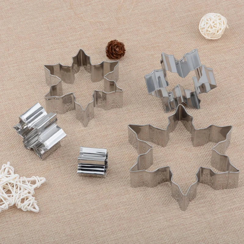 

5Pcs Snowflake Shaped Stainless Steel Cookie Cutter Set Fondant Cake Mold Biscuit Mould Christmas DIY Pastry Baking Tools [4]