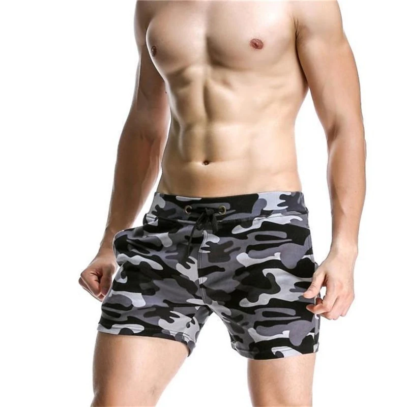 Мужские камуфляжные шорты Повседневные Удобные с низкой талией для фитнеса и