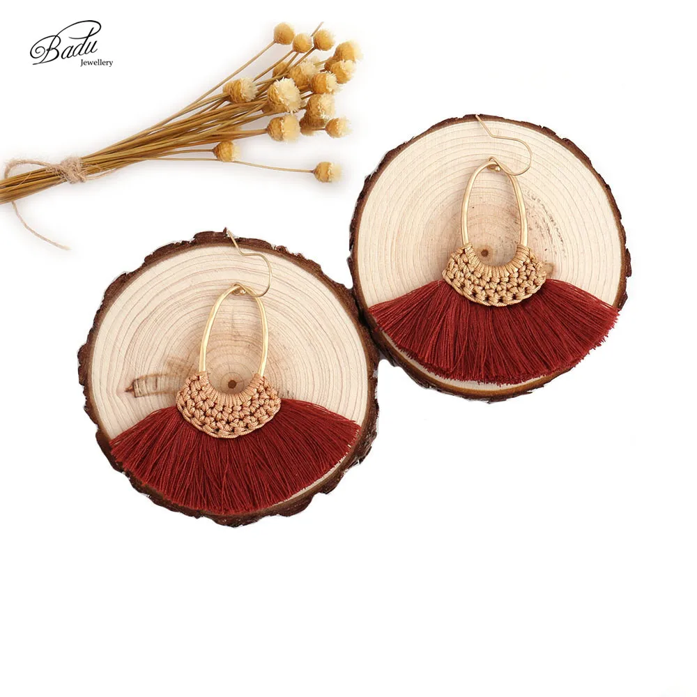 Женские винтажные сережки с кисточками Badu винно красные плетением оригинальный