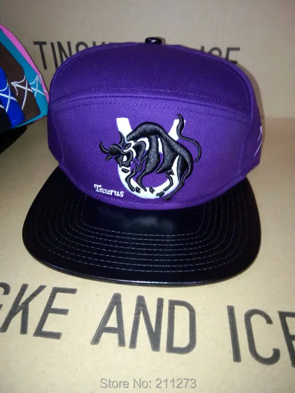 Розничная, гибридная Кепка snapback, фиолетовый, Телец,, потрясающая Кепка, 3D вышивка, хлопок, квадратные полями, высокое качество