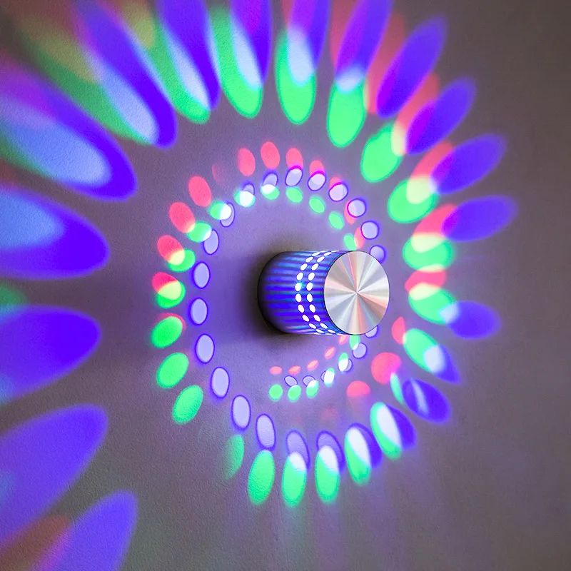 Диммируемый светодиодный настенный светильник 3 Вт RGB спиральный с отверстиями
