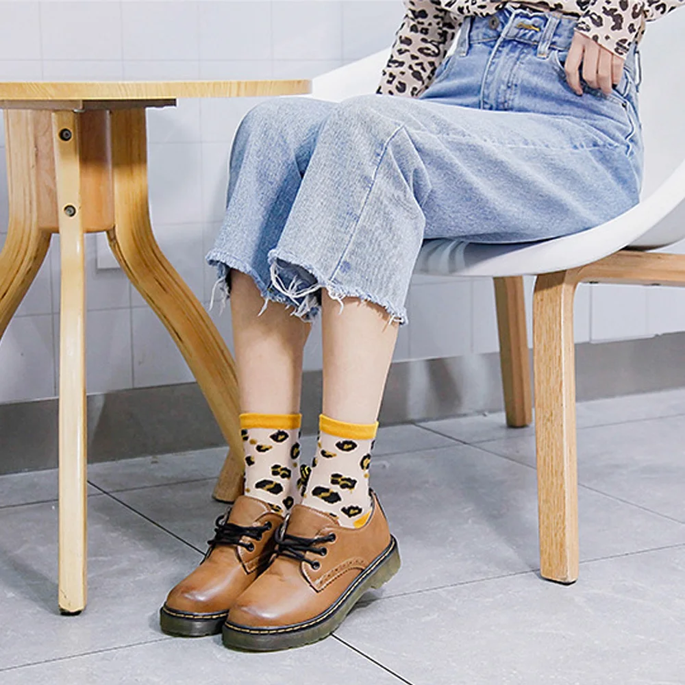 Носки женские с леопардовым принтом тонкие прозрачные леопардовые цветочным