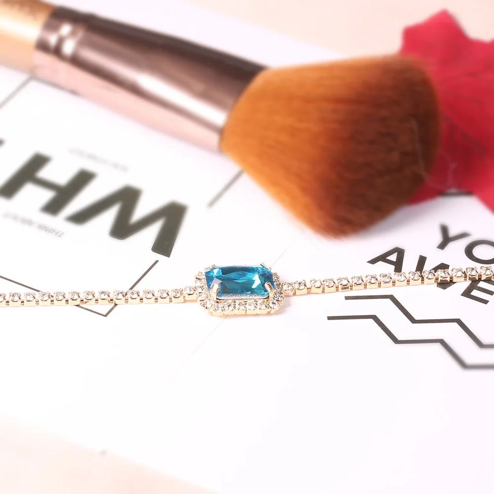 1 шт. романтическое женское ожерелье разноцветного квадратного с украшением в