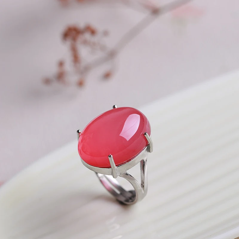 Женское серебряное кольцо с халцедоном простой светильник из натурального