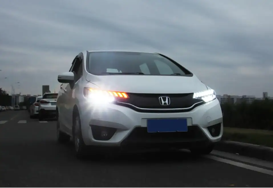 2 шт. бамперные фары для 2014 2015 2016 2017 2018 Fit Jazz GK5 налобный фонарь светодиодный