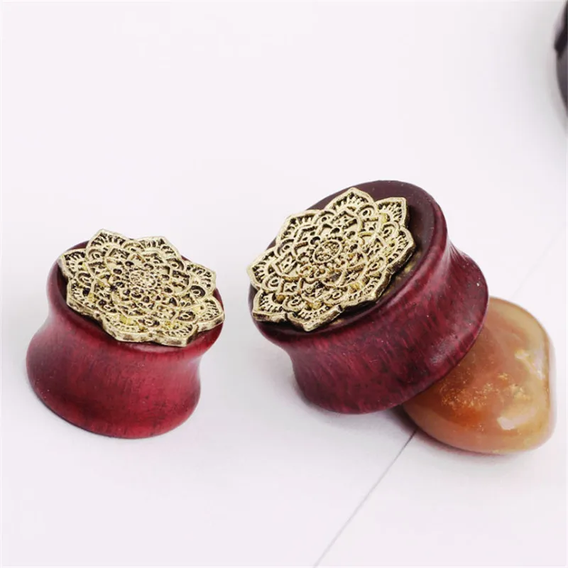 New Hot Wood Retro Flowers Ear Gauges Stretched Fashion Plugs Tunnels Women Men Body Piercing Jewelry GIfts Summer Style | Украшения и