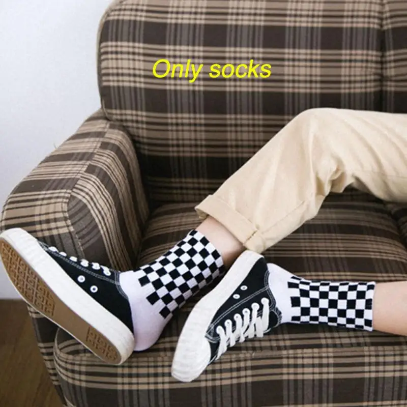 Новинка, мужские носки, шикарные Harajuku шахматные носки для HipHop Sox, длинный, унисекс, хлопковые носки, белые и черные квадраты, носки для скейтборда
