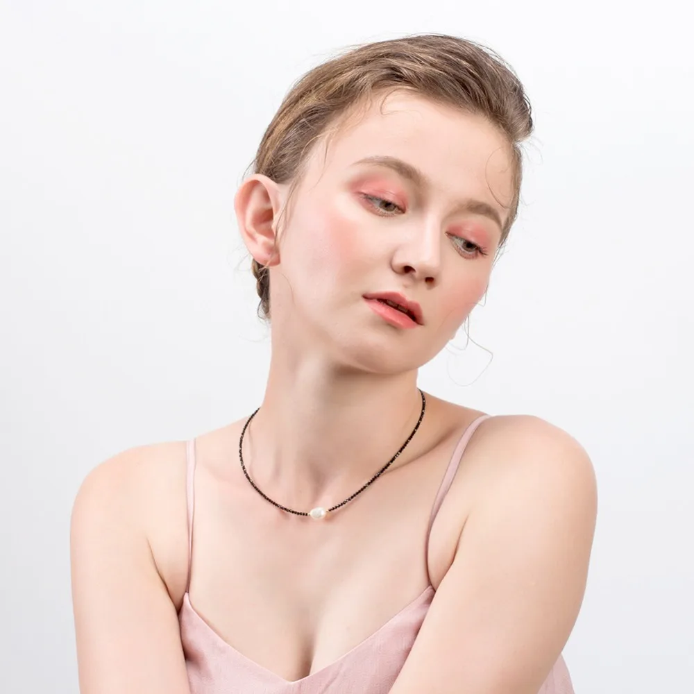 ORSA JEWELS винтажное ожерелье-чокер из натурального камня черная шпинель из пресноводного жемчуга 925 Серебрянное ювелирное ожерелье OSN157-B