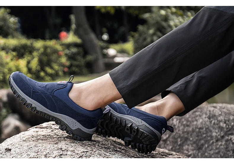 Male Walking shoes men Outdoor Athletic Shoes non-slip rubber Mens Sneakers faux suede Man footwear dad shoes big size 38-46