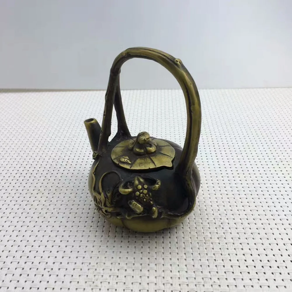 100% Good Chinese Copper Handmade Carved Frog Statue in Lotus Leave Brass Teapot Toad pumpkin wine Crafts Statues | Дом и сад