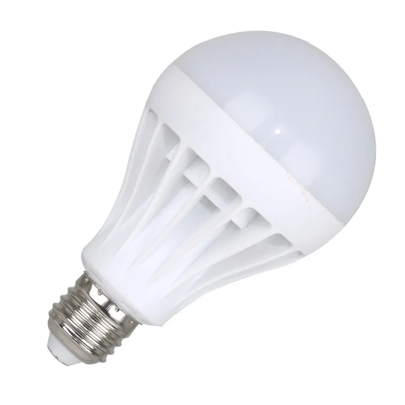 5 Вт 7 9 12 15 Led E27 перезаряжаемый умный белый энергетический светильник на 130 ° лампа