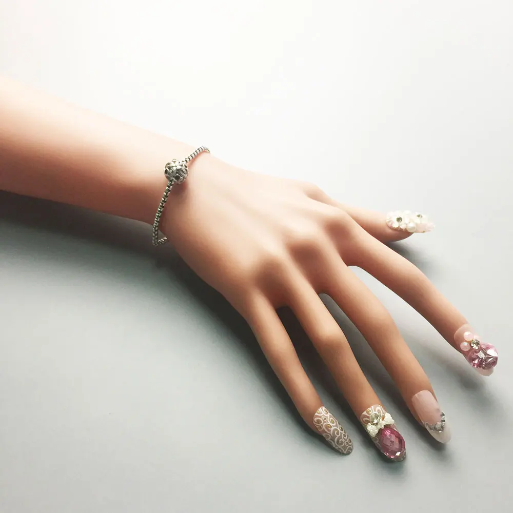 Женское и мужское ювелирное изделие с круглым бантом из серебра 925 пробы |