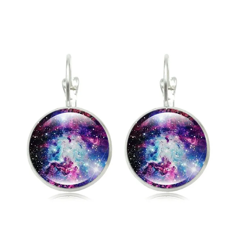 Женские круглые серьги-гвоздики с изображением космической Галактики |