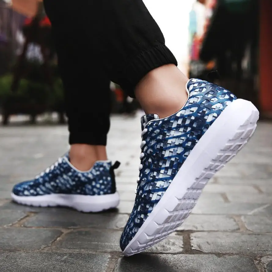Кроссовки унисекс женские и мужские спортивные дышащие на шнуровке с сеткой