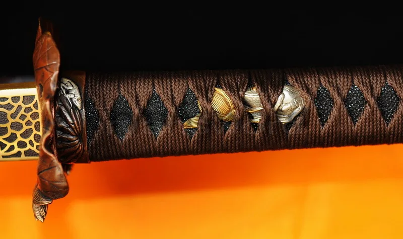 

HIGH QUALITY 1095 CARBON STEEL HORN&SHELL SAYA JAPANESE SAMURAI KATANA SWORD