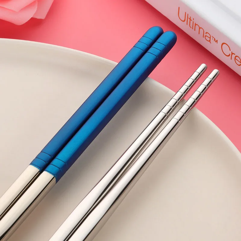 Blue-1 pair 1 пара китайских палочек для еды с красочным покрытием, полые палочки из нержавеющей стали, многоразовые палочки для еды, рисовые суши, набор посуды - Цвет: Blue-1 pair