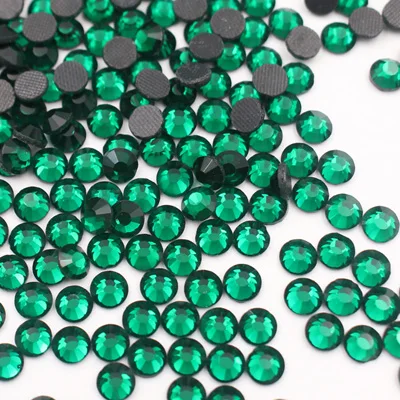 Emerald Блестящие розовые стразы горячей фиксации, SS6-SS30, 1440 шт, все цвета, горячая фиксация, плоская задняя часть, DMC клей, железная задняя часть для одежды, платья - Цвет: Emerald