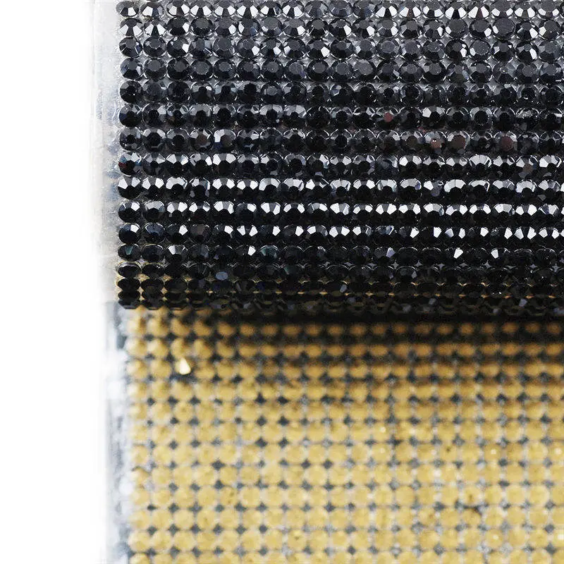 Black 24x40 см SS6/SS8 Bling стеклянная отделка горного хрусталя Кристалл самоклеющиеся и исправленное железо на сетчатый страз окантовка в рулоне DIY одежды - Цвет: Black