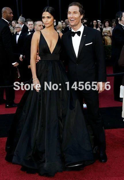 Длинные черные платья для выпускного вечера с красным ковром сексуальное