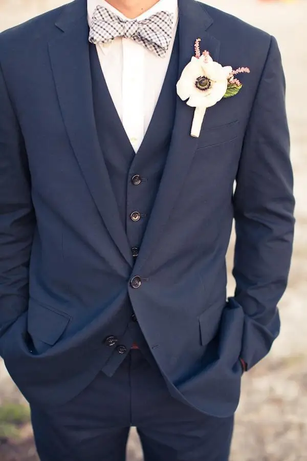 

Two Buttons Navy Blue Groom Tuxedos Notch Lapel Groomsmen Men Wedding Tuxedos Dinner Prom Suits ( jacket+Pant+vest+tie)