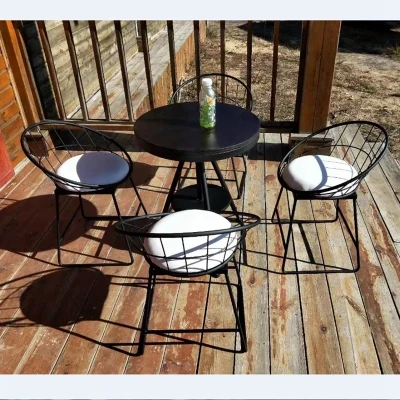 A table four chair Луи мода небольшой круглый стол кофе стул простой свежий творческий гостиная спальня Чайный дом балкон Повседневная - Цвет: A table four chair