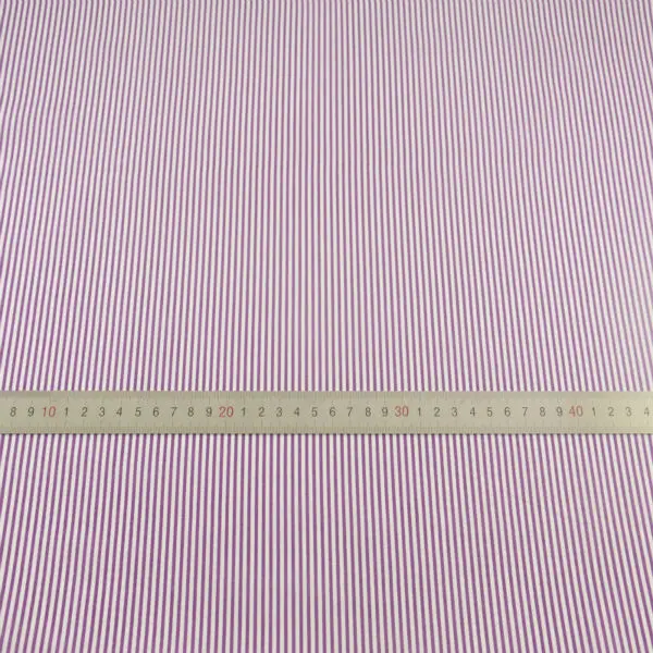 Напечатанные фиолетовые и белые полоски хлопковая ткань предварительно