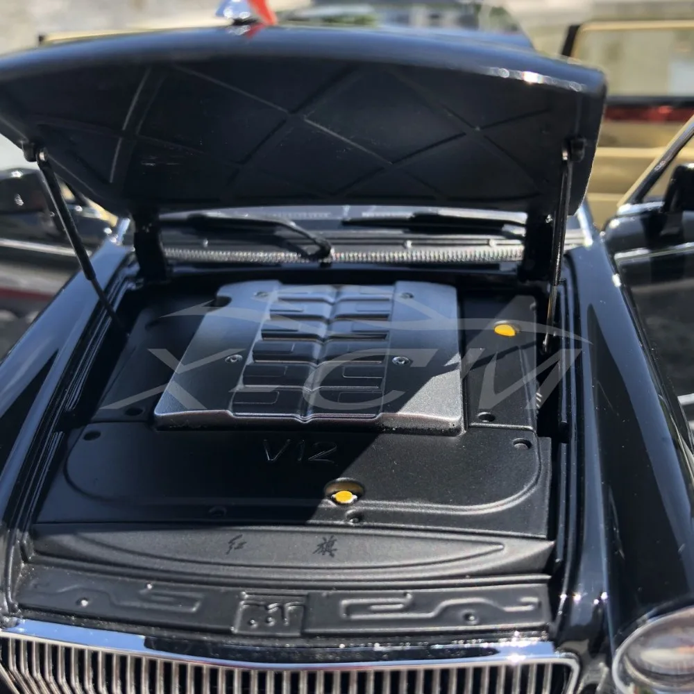 Литая модель автомобиля 1:18 Hongqi CA7600 Limousine (черный) + небольшой подарок!|Наземный