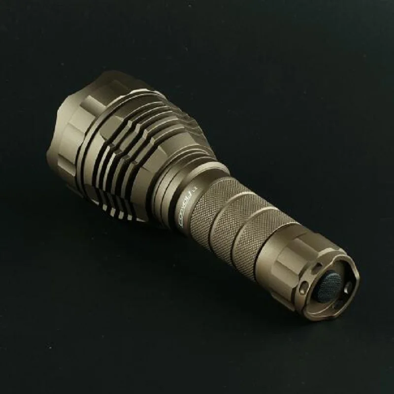 

Светодиодный фонарик Convoy L2 CREE XPL HI
