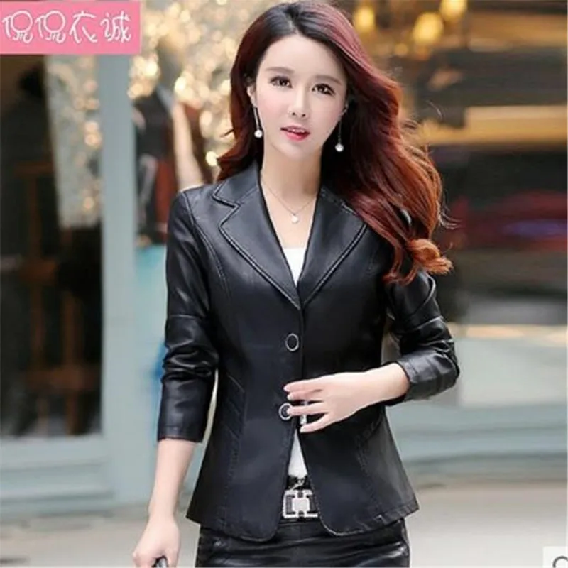Женская кожаная куртка черная весна осень 2020 повседневная для мамы женская