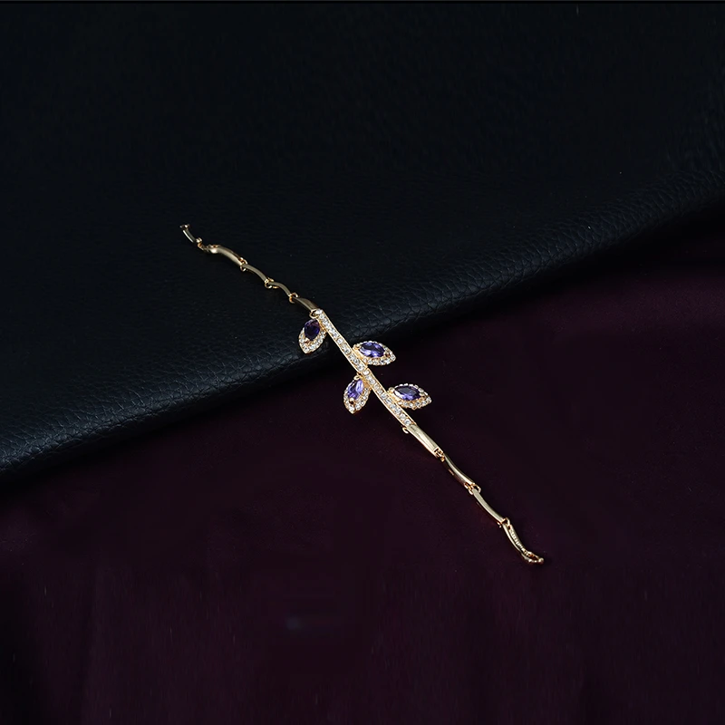 HOOSLIVER Gold Plated Rhinestone Necklace Earrings Bracelet Ring Refinement Jewelry Sets Leaves Shape 4 Pcs | Украшения и