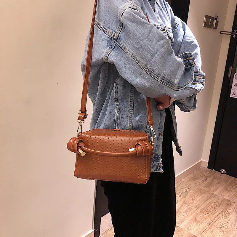 DORANMI Box женская сумка 2019 кожаная через плечо на квадратная мессенджер PJ111|Сумки с