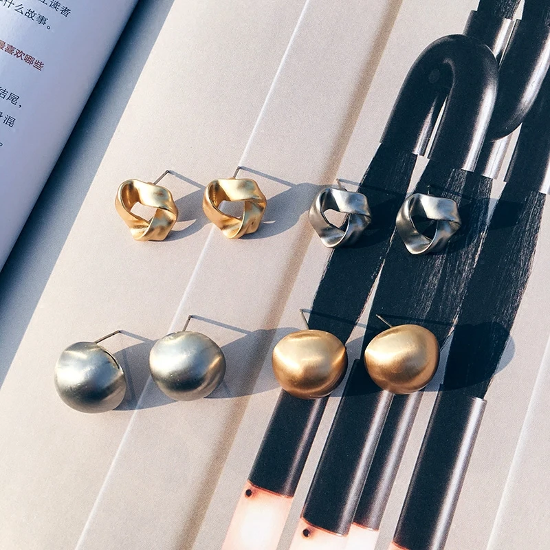 Western style Ear Personality Studs Earrings For Woemn Metal Round Shaped Earing Charm Punk Girls Romantic Fashion Accessories | Украшения