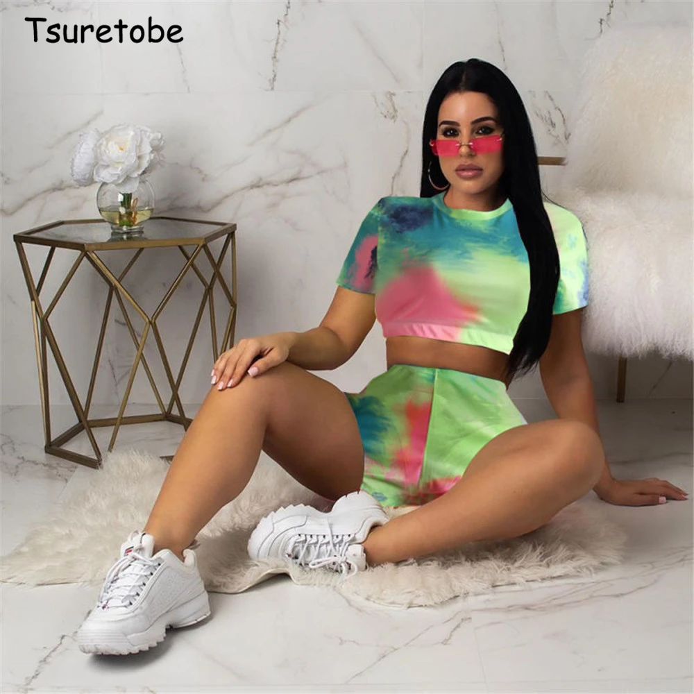 

Tsuretobe Повседневный галстук краситель две детали с принтом комплект короткий рукав женский летний укороченный топ и шорты с высокой талией К...