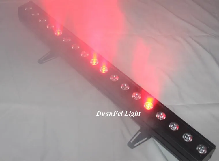 DJ Dot Pixel LED Bar Wall Washer RGBW Indoor Stage Wash BAR 18x10W | Освещение