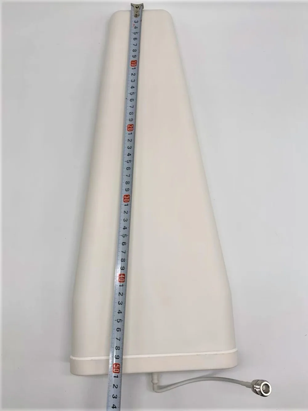

3G antenn 4g Outdoor LPDA Yagi Antenna 9/ 10dBi High Gain 880-2635mhz for Cell Phone Signal Booster Repeater Amplifier