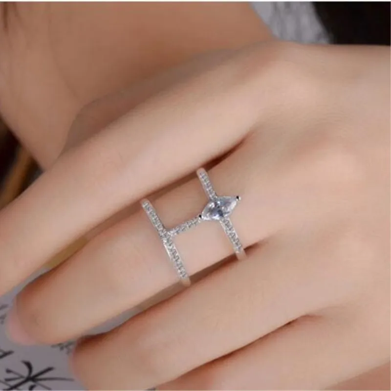 

Fashion Double 925 Sterling Silver Jewelry Crystal Ultra-flash Hypoallergenic Arrow Temperament Wild Female Opening Rings SR323