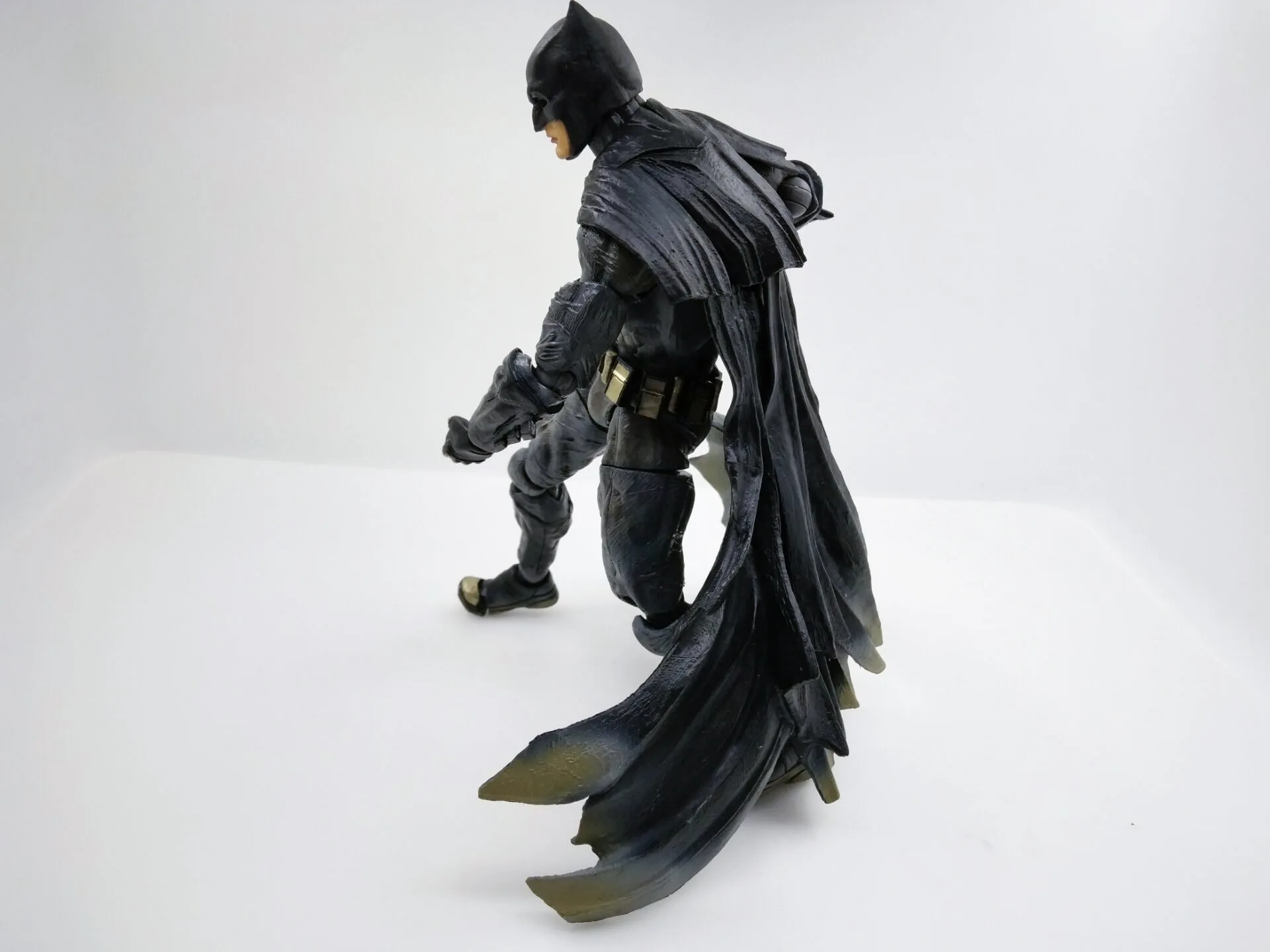 PLAY ARTS Down of Justice 25 см Бэтмен знак в фильме Бэтмен против Супермена фигурка модель игрушки