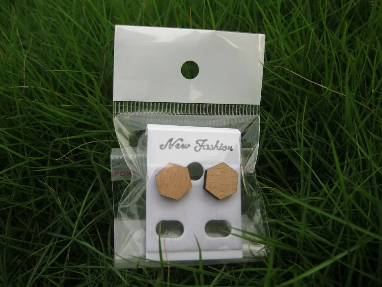 2014 модные ювелирные уникальные деревянные серьги-гвоздики с шестигранной