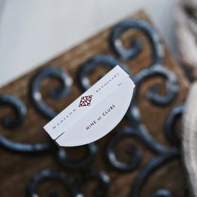 MADISON REVOLVERS Ellusionist белая коробка красная колода 1 шт. Волшебные игральные карты магический покер реквизит