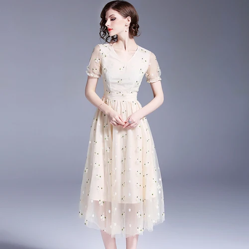 Платье женское повседневное облегающее винтажное с коротким рукавом и