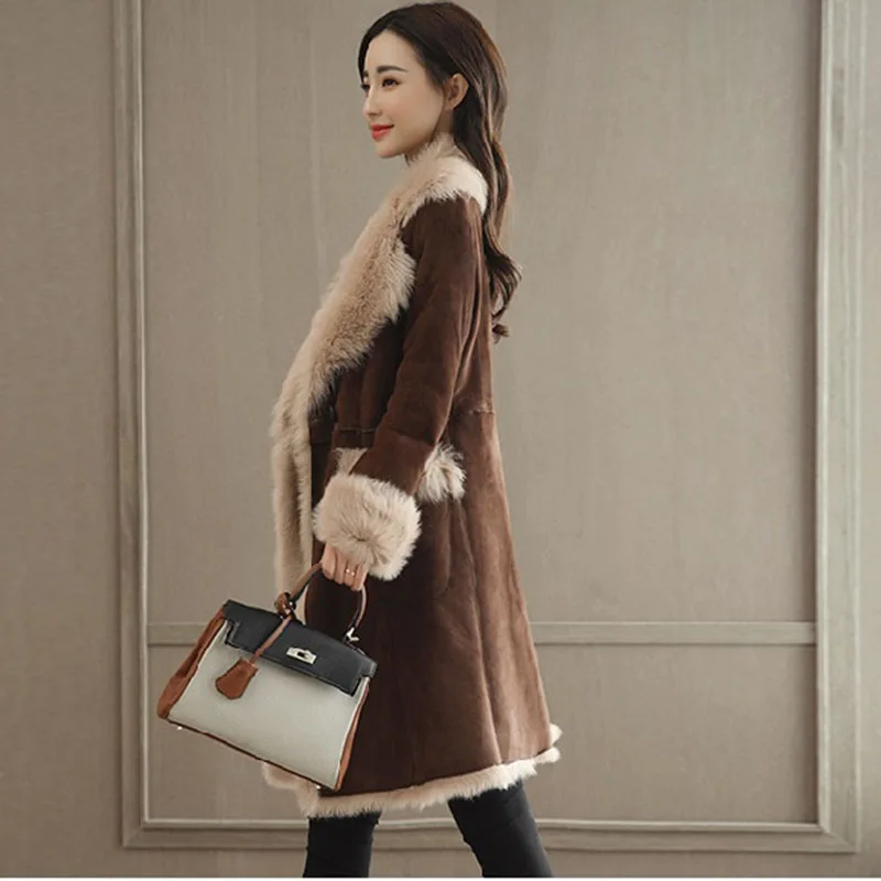 Тренчи женские толстые зимние замшевые меховые пальто длинные двубортные